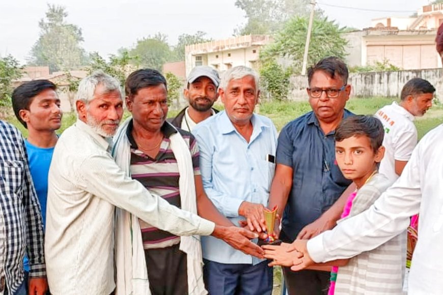 संभाग स्तरीय बॉस्केटबॉल प्रतियोगिता में प्रियांशु मीना को मिला सर्वश्रेष्ठ खिलाड़ी का पुरस्कार