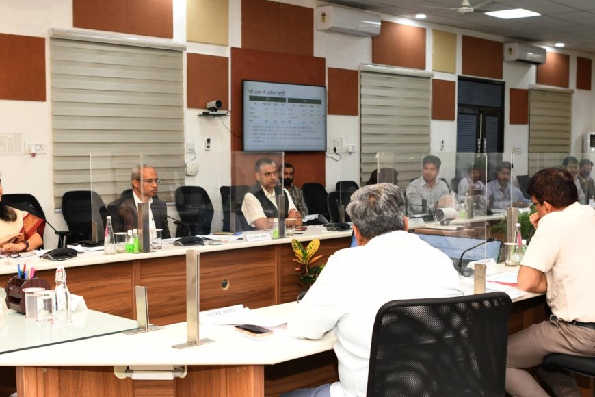 रबी फसल के लिये समीक्षा बैठक किसानों को निर्बाध विद्युत तथा उर्वरक आपूर्ति सरकार की प्राथमिकता - मुख्यमंत्री
