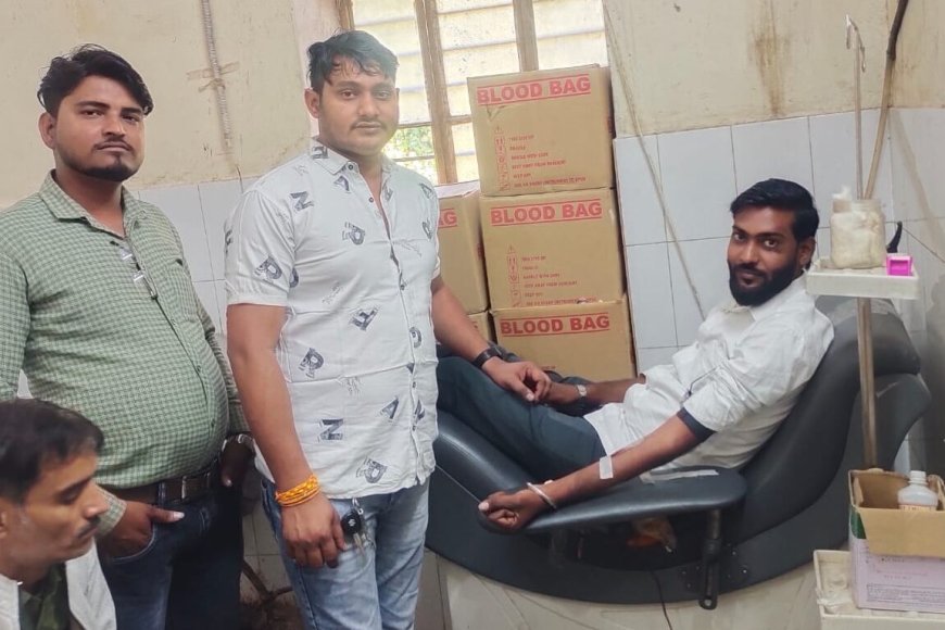 भीम आर्मी जिला अध्यक्ष ने जीवन का 14 वां रक्तदान कर बचाई एक साल की बच्ची की जान