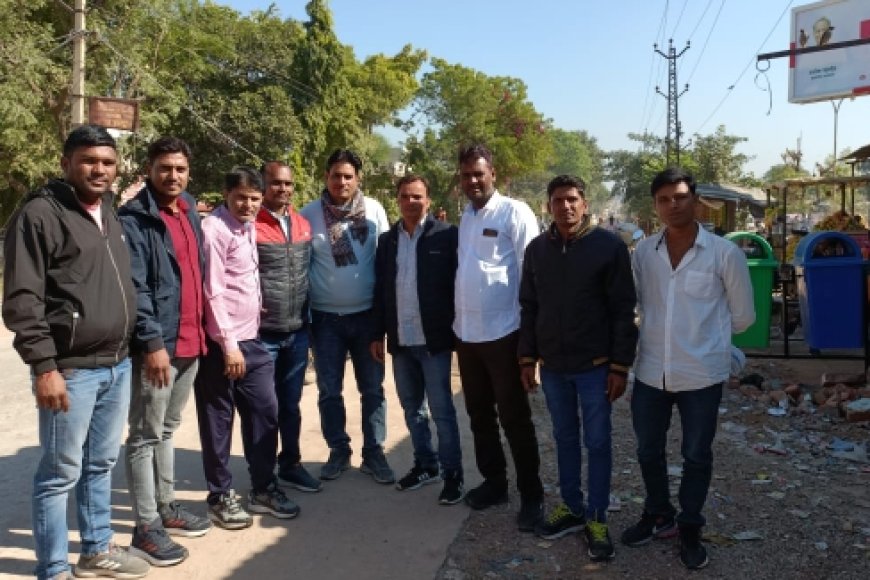 इंटर डिस्कॉम स्थानांतरण नीति बनाने को लेकर मुख्यमंत्री को सौंपा ज्ञापन