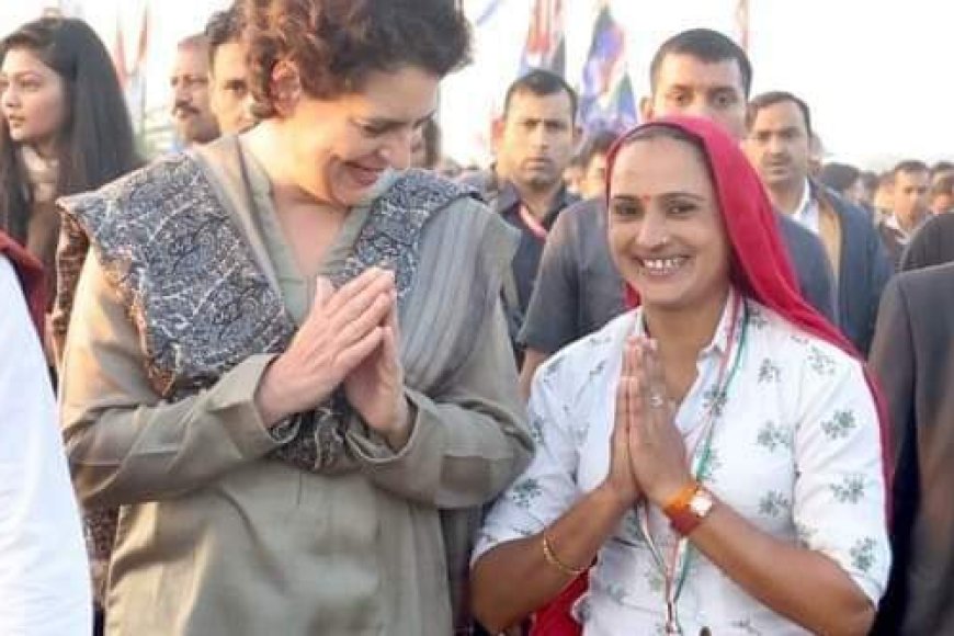 भारत जोड़ो यात्रा में करौली महिला कांग्रेस की जिलाध्यक्ष ने प्रियंका गांधी से की मुलाकात