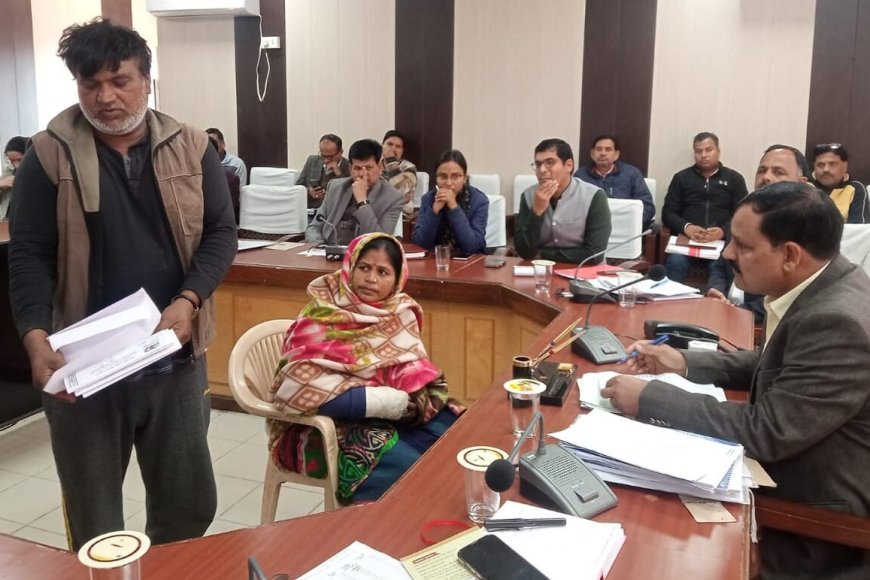 फ्लैगशिप योजनाओं के माध्यम से पात्र लोगों को जोड़कर करायें लाभान्वित - सांवरमल वर्मा