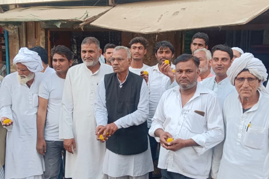 जुरहरा उपतहसील को मिला तहसील का दर्जा, कांग्रेस कार्यकर्ताओं व कस्बेवासियों ने बांटे लड्डू