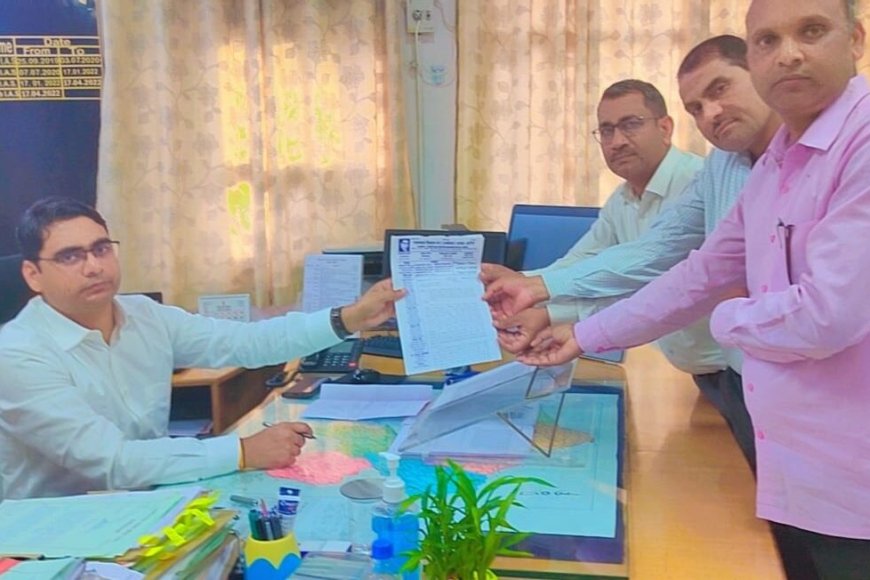 राजस्थान शिक्षक संघ अंबेडकर ने सेवा मुक्त व्याख्याता की बहाली को लेकर मुख्यमंत्री के नाम एसडीएम को सौंपा ज्ञापन