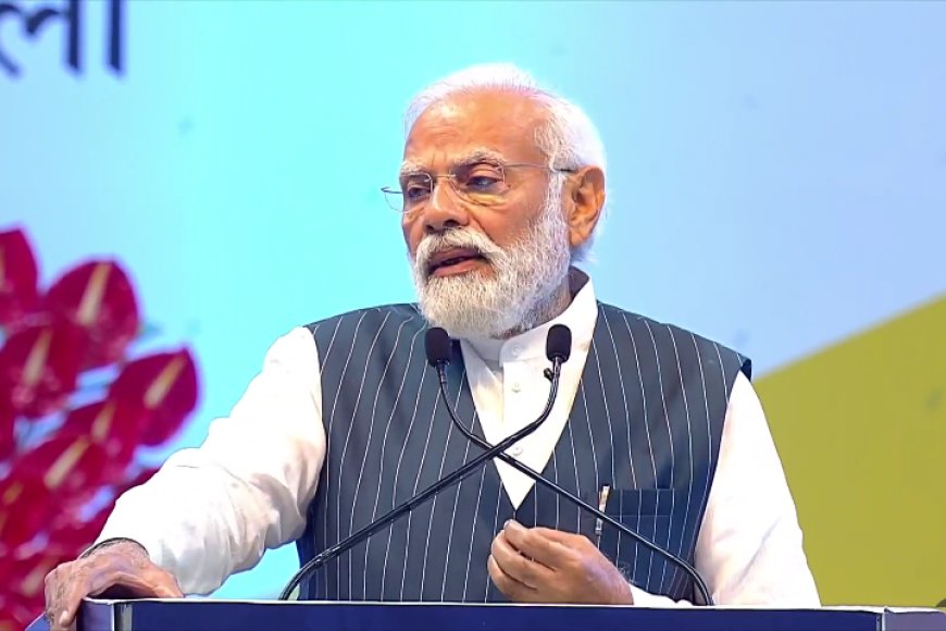 प्रधानमंत्री नरेंद्र मोदी ने नेशनल टेक्नोलॉजी डे के अवसर पर स्मारक डाक टिकट और सिक्का जारी किया