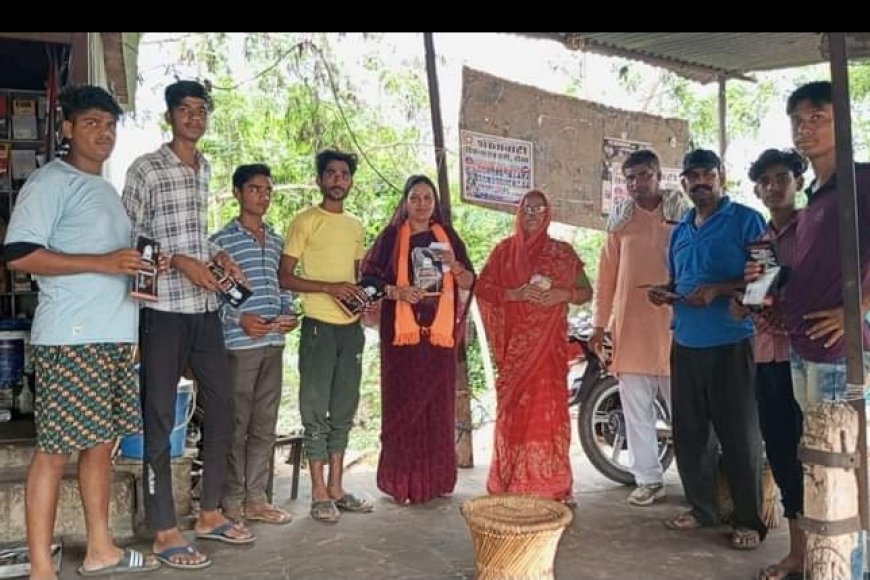 भाजपा प्रदेश कार्यसमिति की सदस्य शिवानी दायमा ने कांग्रेस सरकार के विरोध में बांटे काले पत्रक