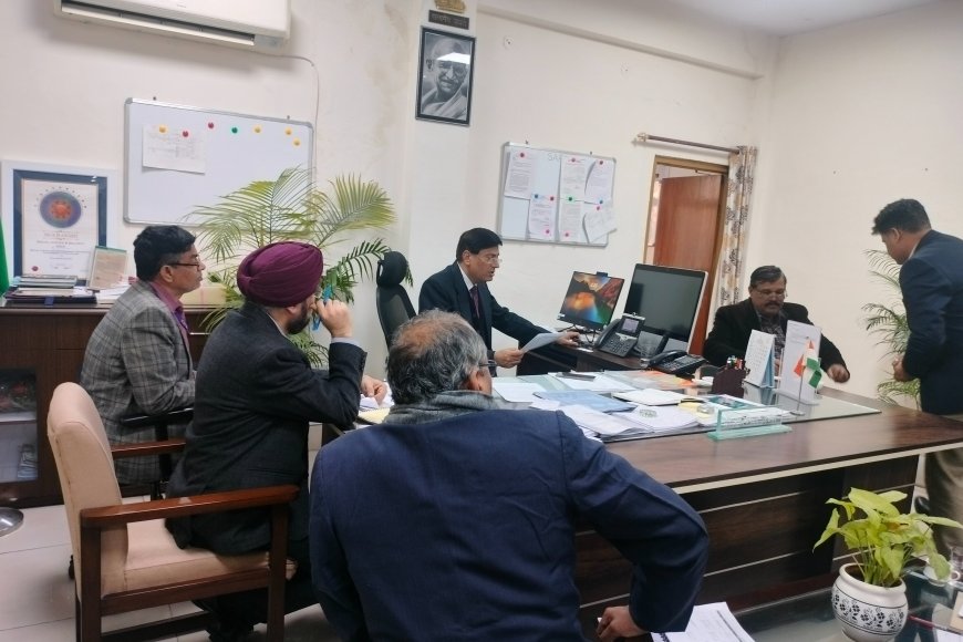 छात्रवृति योजनाओं में संस्थाओं द्वारा अनियमिताएं कर प्राप्त की गई छात्रवृत्ति राशि की रिकवरी करवाए - शासन सचिव, सामाजिक न्याय एवं अधिकारिता विभाग