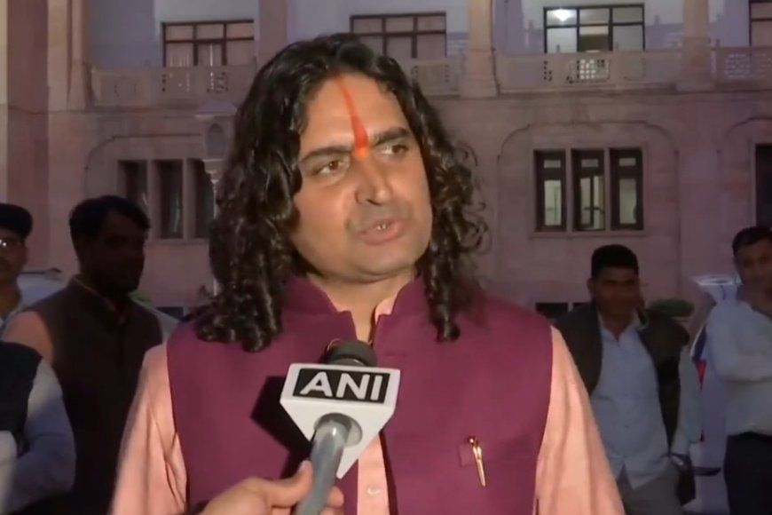 छात्र बुर्का और हिजाब में क्यों आ रहे है, ये क्या है नया नियम कानून, इसके लिए अलग मदरसा है : बालमुकुंद आचार्य