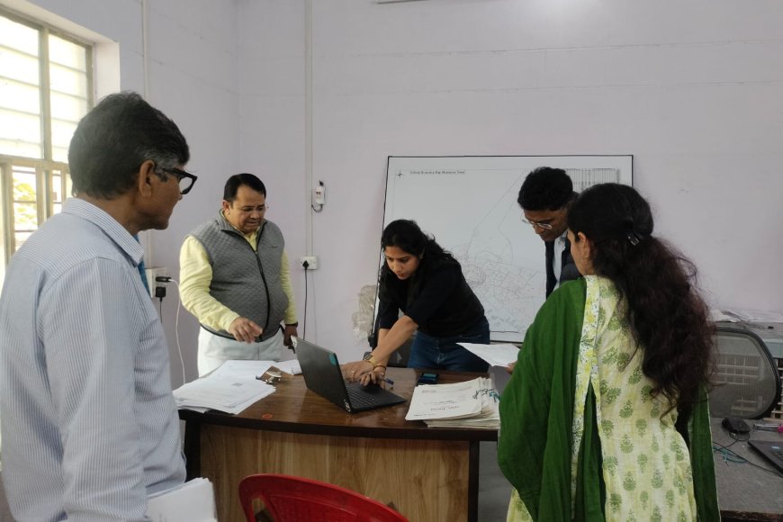 Bharatpur: प्रमुख शासन सचिव ने किया विकास कार्यों एवं प्रस्तावित परियोजनाओं का निरीक्षण