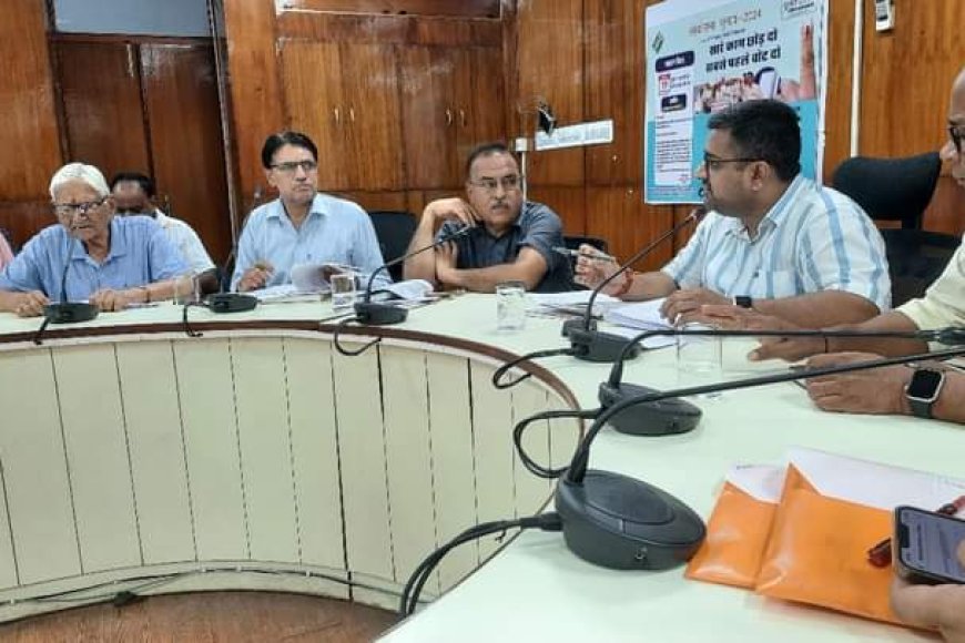 Karauli News: वार्ड पंच निर्वाचन के लिये मतदान केन्द्र स्थापित