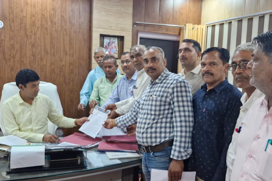 करौली: अजाक हिंडौन यूनिट ने राष्ट्रपति के नाम उपखंड अधिकारी को सोपा ज्ञापन