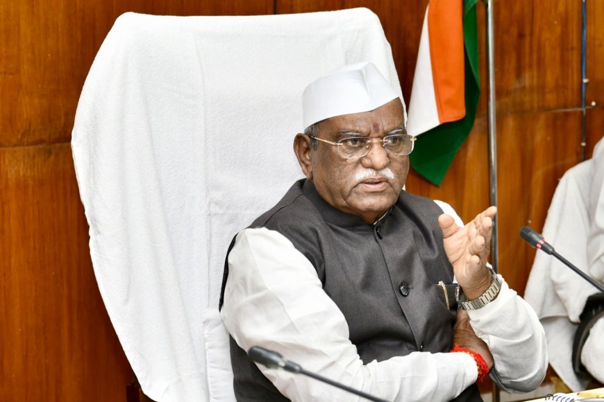 करौली : डांग क्षेत्र में सुचारू पेयजल आपूर्ति घर तक की जाये, जिससे महिलाओं को पानी के लिए दूर दराज के इलाकों में नहीं भटकना पडे - राज्यपाल हरिभाऊ बागडे