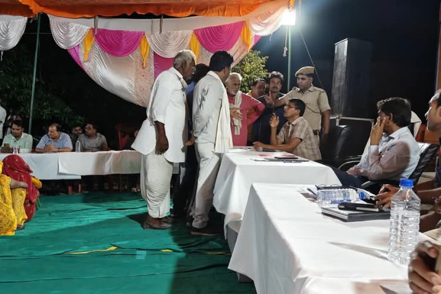 करौली: पटौंदा में रात्रि चौपाल: अतिरिक्त जिला कलक्टर ने सुनी आमजन की परिवेदनाएं