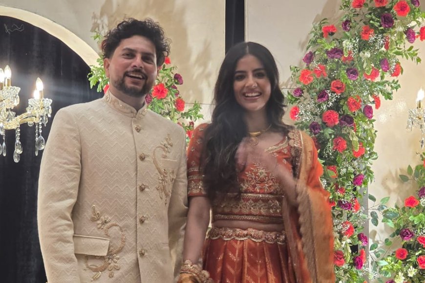क्रिकेटर कुलदीप यादव ने कर ली बचपन की दोस्त से सगाई, कौन है ये स्पेशल लड़की?