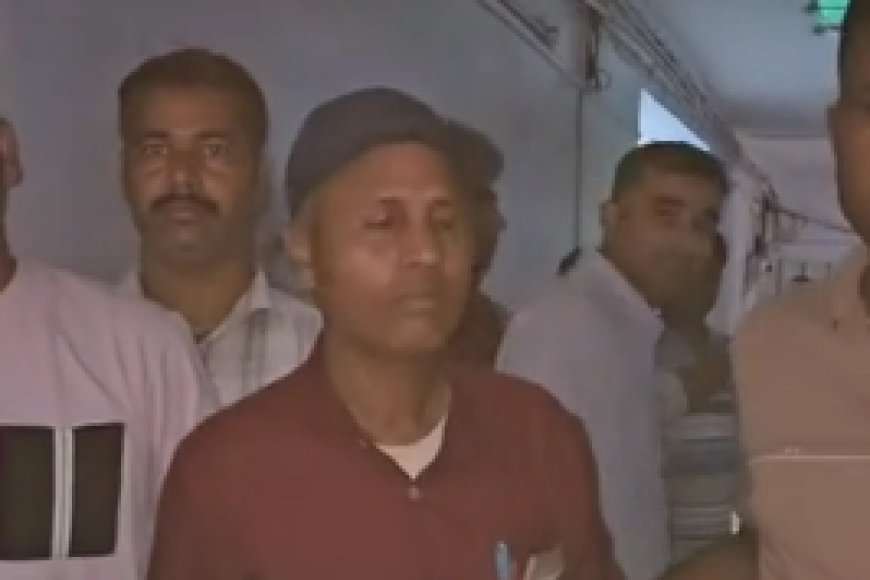 भरतपुर ACB ने पटवारी को 8 हजार रुपये की रिश्वत लेते रंगे हाथों पकड़ा