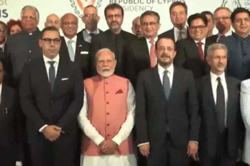 प्रधानमंत्री नरेंद्र मोदी पहुंचे साइप्रस: भारतीय समुदाय से मिले, व्यापार बढ़ाने पर हुई चर्चा