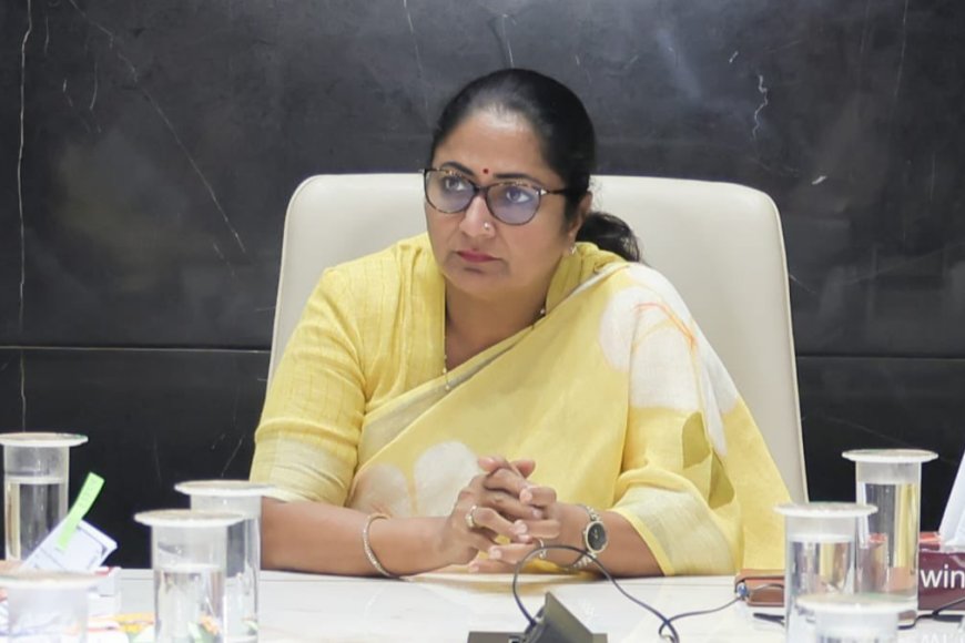 दिल्ली की मुख्यमंत्री रेखा गुप्ता पर जनसुनवाई के दौरान हमला, आरोपी गिरफ्तार