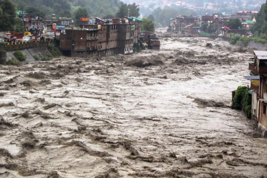 Himachal Pradesh : 326 मौतें, राज्य आपदा प्रभावित घोषित, बारिश ने तोड़ा 76 साल का रिकॉर्ड