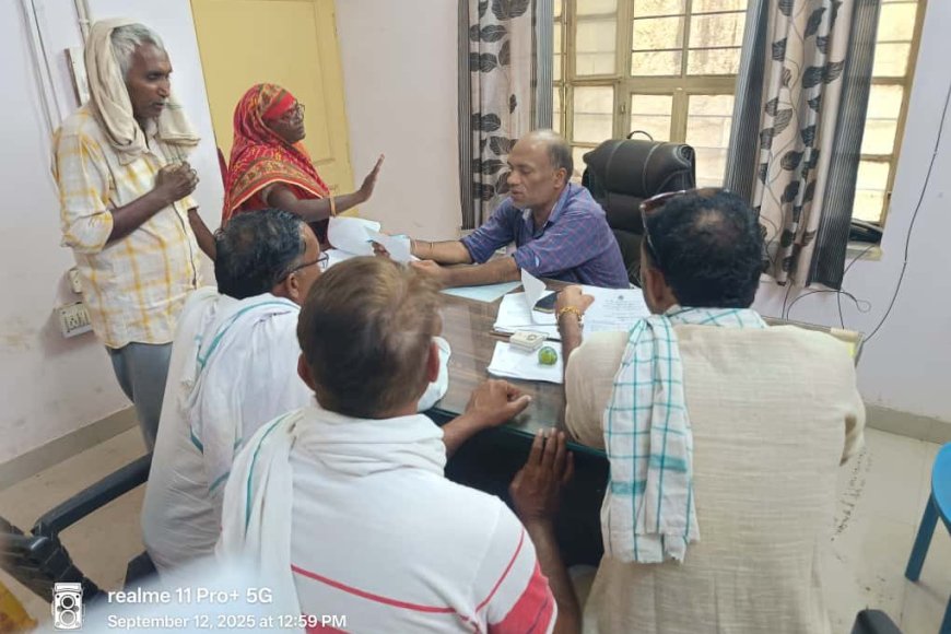सपोटरा: किसानों को भेजे जा रहे गलत बिजली के बिल, प्रताप पाकड़ ने AEN ऑफिस में की वार्ता