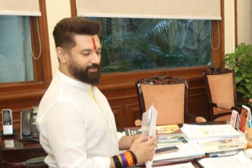 बिहार चुनाव: गठबंधन में सीट बंटवारे को लेकर सियासी घमासान, एनडीए और महागठबंधन में घमासान जारी