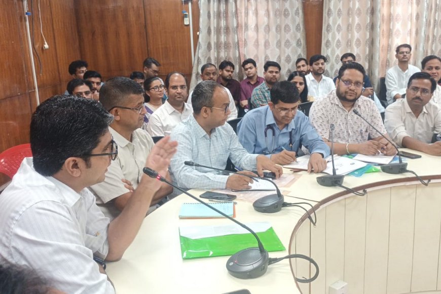 करौली: शिक्षा के क्षेत्र में नीति आयोग से मिला 3 करोड़ का पुरस्कार, कलेक्टर ने स्कूलों से 'हाईटेंशन लाइन' हटाने के दिए निर्देश