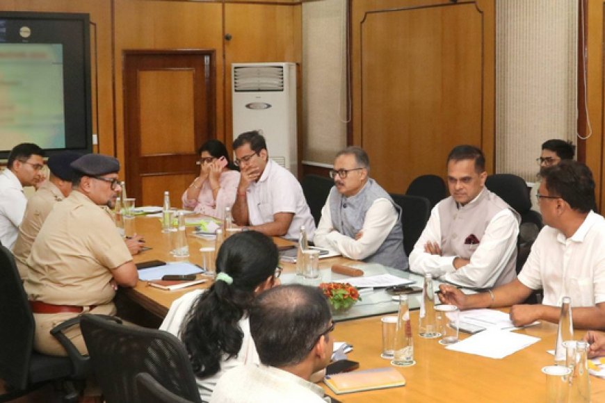 यूपीएससी सिविल सेवा प्री परीक्षा 2026 की तैयारियां तेज: मुख्य सचिव वी. श्रीनिवास ने दिए निर्बाध बिजली, सुरक्षा और मुस्तैदी के निर्देश